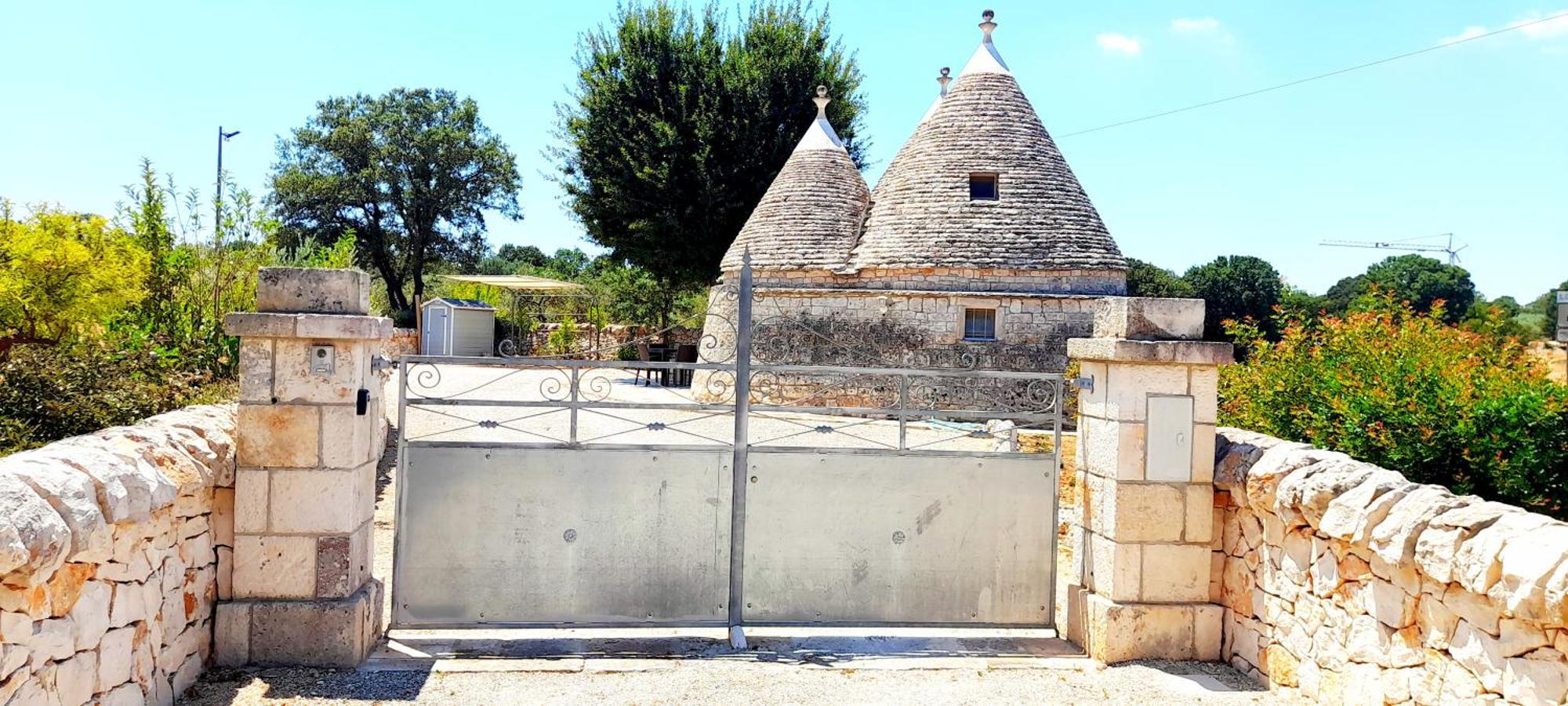 Trullo Roverella Locorotondo Buitenkant foto